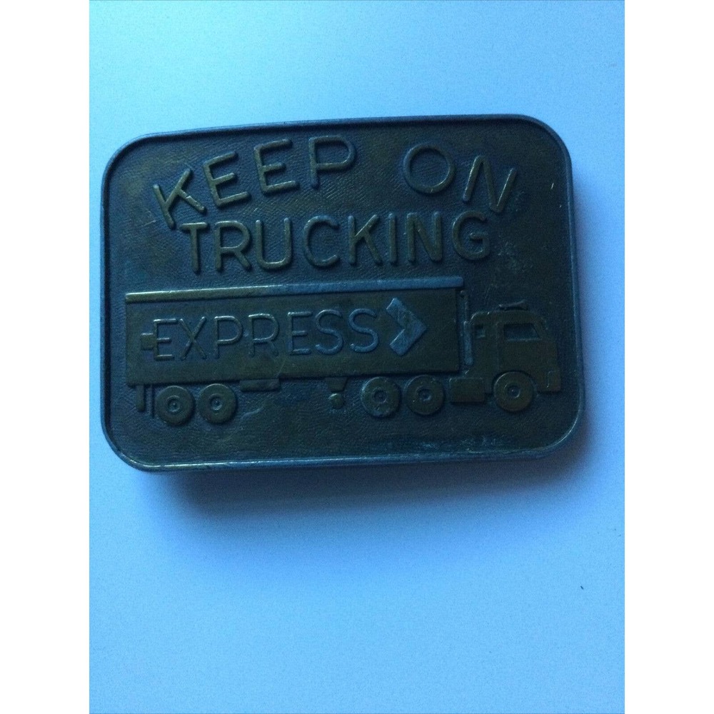VINTAGE 1970S KEEP ON TRUCKIN BELT BUCKLE BRASS MENS 18 WHEELER TRUCK DRIVER